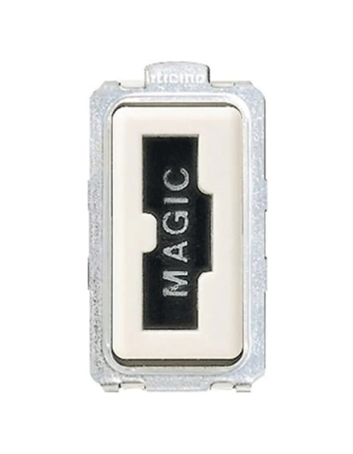 Bticino Magic irreversible Sicherheitssteckdose 2P+E 10A für 2200N 5100 Stecker