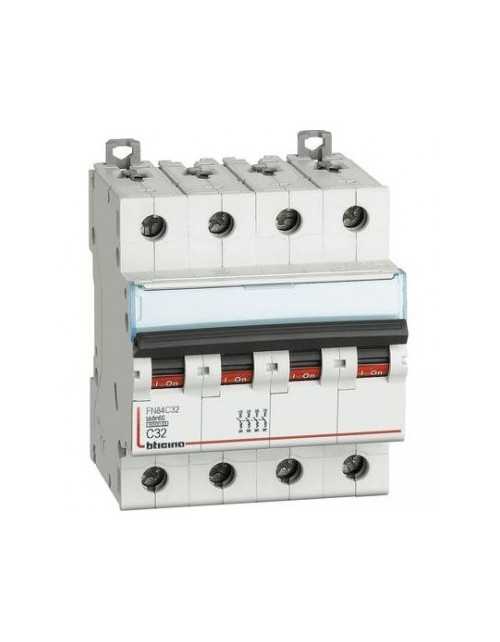 Bticino 4P 32A circuit breaker