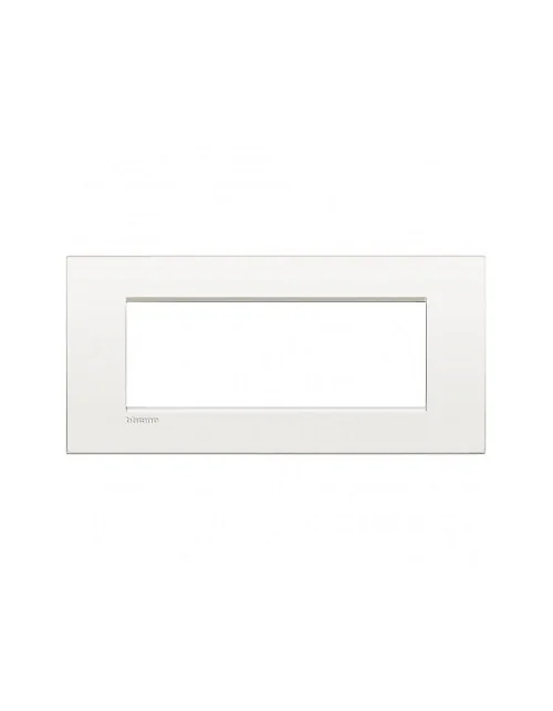 LivingLight Air | Monochrome plate in pure white 7-place metal