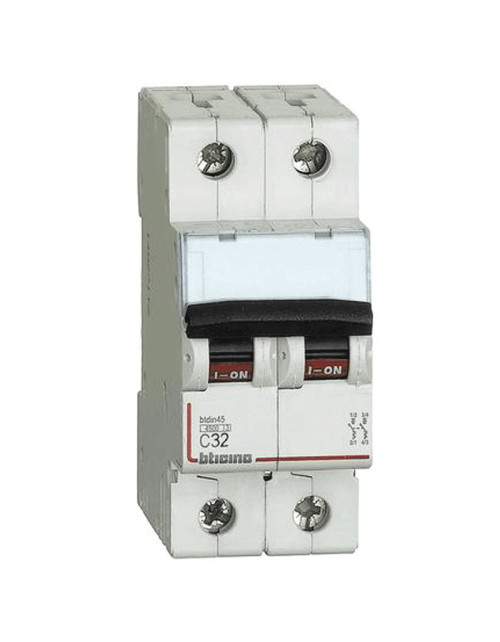 Interrupteur magnétique thermique Bticino 2P 32A 4,5kA type C 2 modules FA82C32