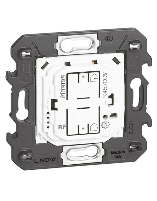 Control de escenarios Inalámbrico Enter&Exit Bticino Living Now K4570CW