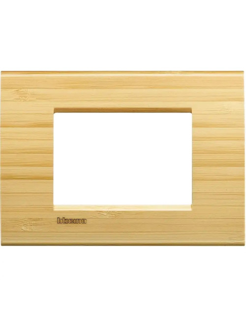 Bticino Livinglight Placa cuadrada de 3 módulos en color bambú LNA4803LBA